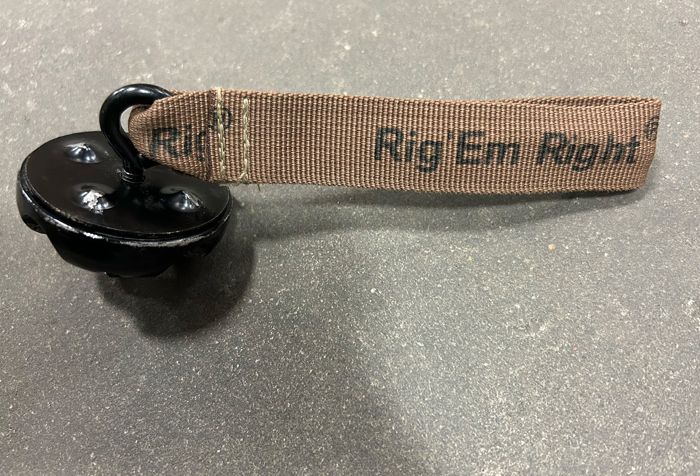 Палатка для зимней рыбалки Rig'Em Right HydeOut Hub assembly with pull