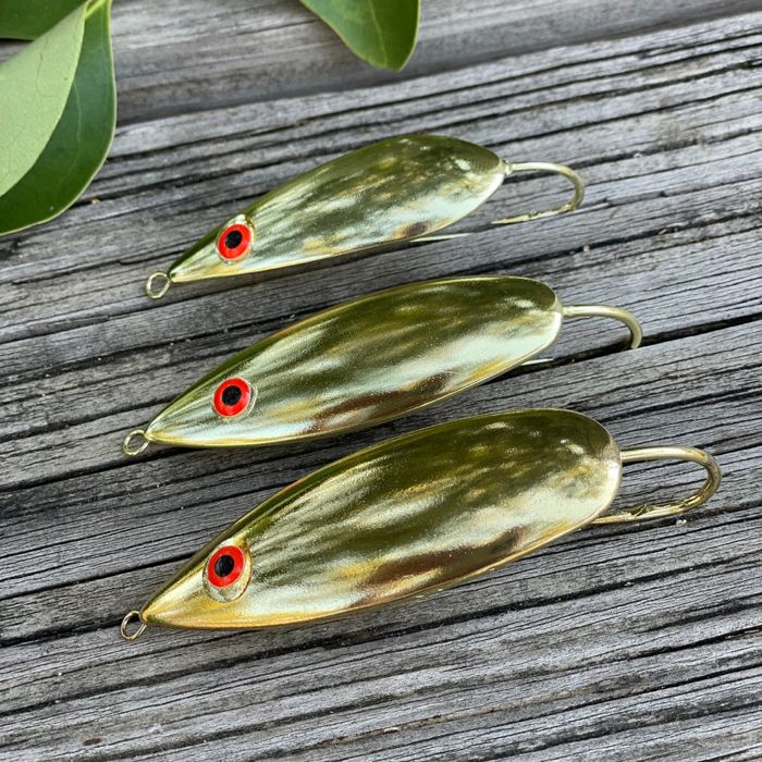 Колеблющаяся блесна Flatwater Baits - Gold Smooth Weedless Spoon W/Rattle