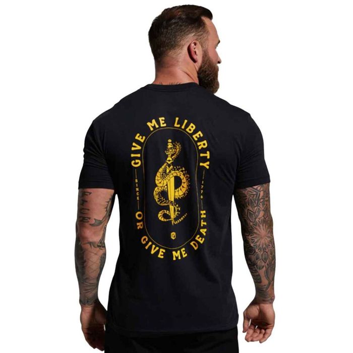 Рыболовная рубашка Born Primitive Men's Give Me Liberty Short Sleeve Casual Shirt