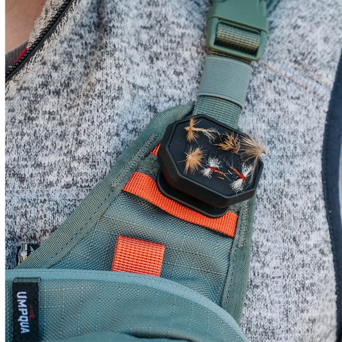 Мушки Umpqua Feather Merchants Link Hatchpad Fly Dock--Single