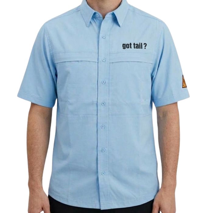 Рыболовная рубашка Waterloo Rods Got Tail? Light Blue Short Sleeve Button Down - Got Tail?
