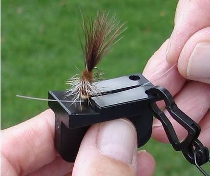 Поводковый материал Alpine Tackle 20/20 Magnetic Tippet Threader