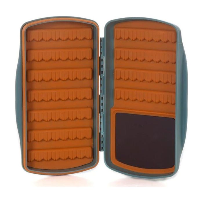 Коробка для мушек Fishpond Tacky Pescador Fly Box MagPad - Medium - Smoke Grey