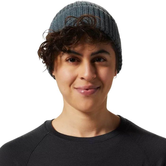 Головной убор Mountain Hardwear Women's Tioga Pass Beanie - Black Spruce