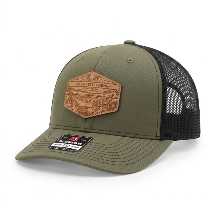 Головной убор Ascent Fly Fishing Embossed Leather Patch Trucker Hat, Olive/Black