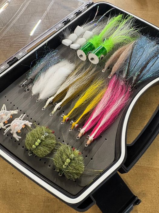 Мушки The Saltwater Edge New England Fly Assortment