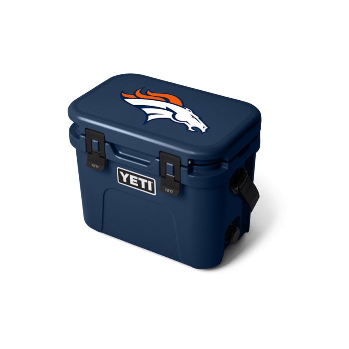 Термобокс YETI Denver Broncos Roadie 15 Hard Cooler