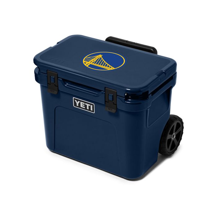 Термобокс YETI Golden State Warriors Roadie 32 Wheeled Cooler