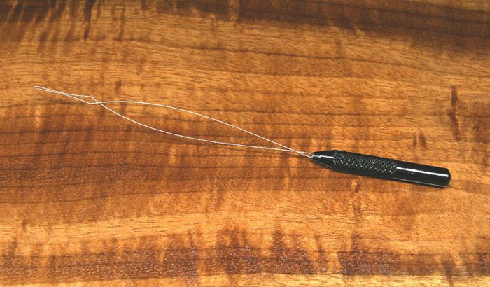 Инструмент для вязания мушек Hareline Dubbin Hareline Black Handled Bobbin Threader